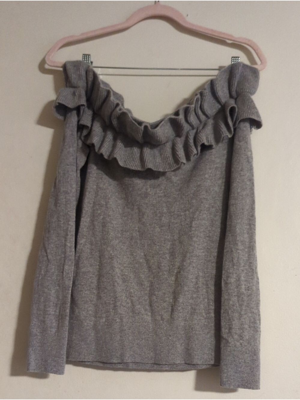 Club Monaco Off-Shoulder Ruffle Cashmere Sweater - Gray - Picture 7 of 9